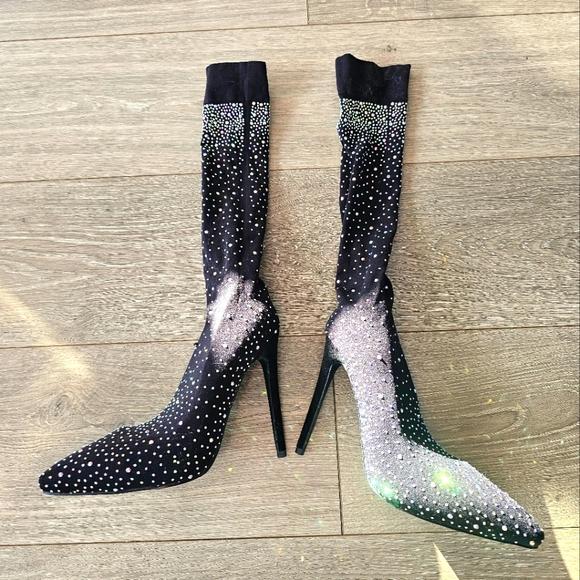 Sparkling Black and Silver Women's Heels - Picture 1 of 4